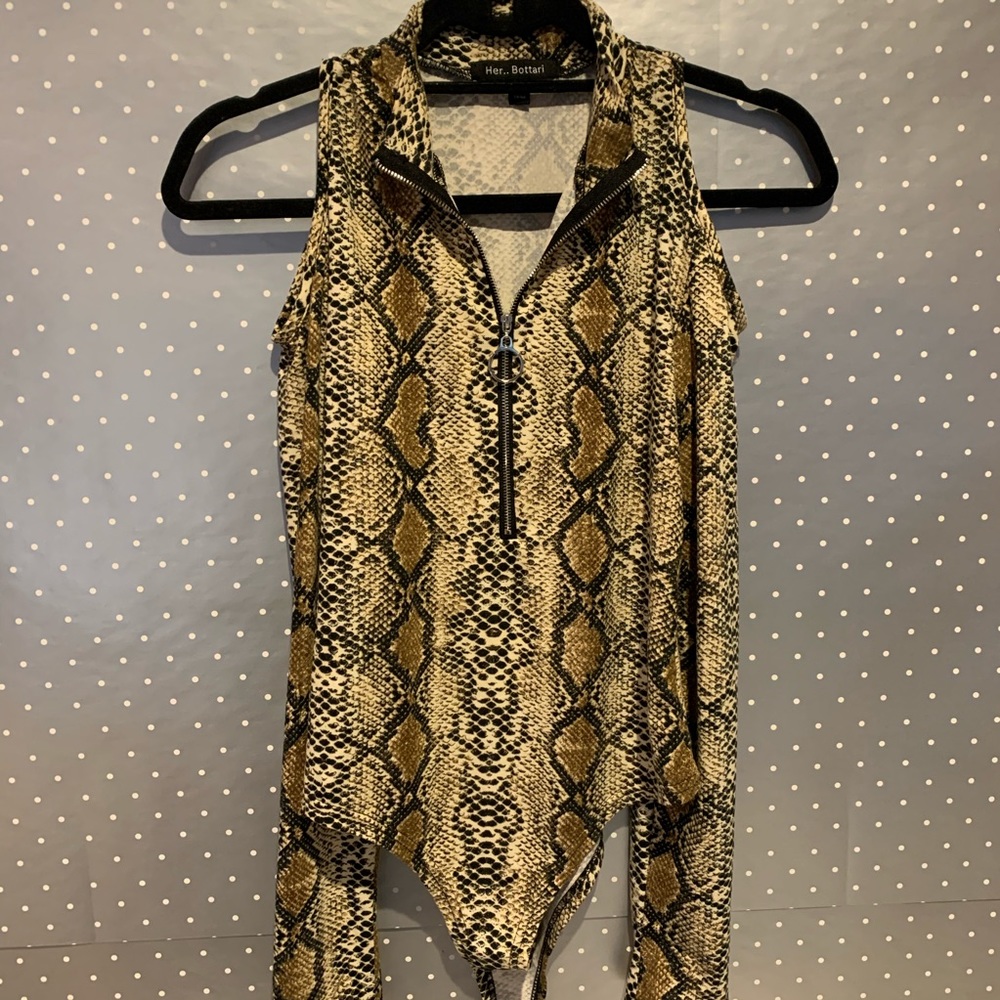 2 left!!Her.. Bottari Snake Skin Bodysuit NWOT